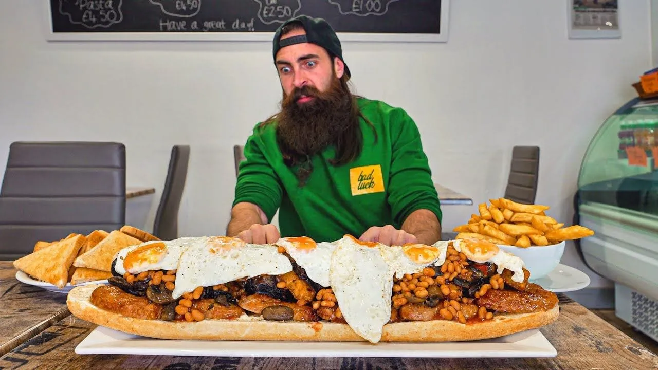 Connor's Cafe Lozza Sandwich Challenge