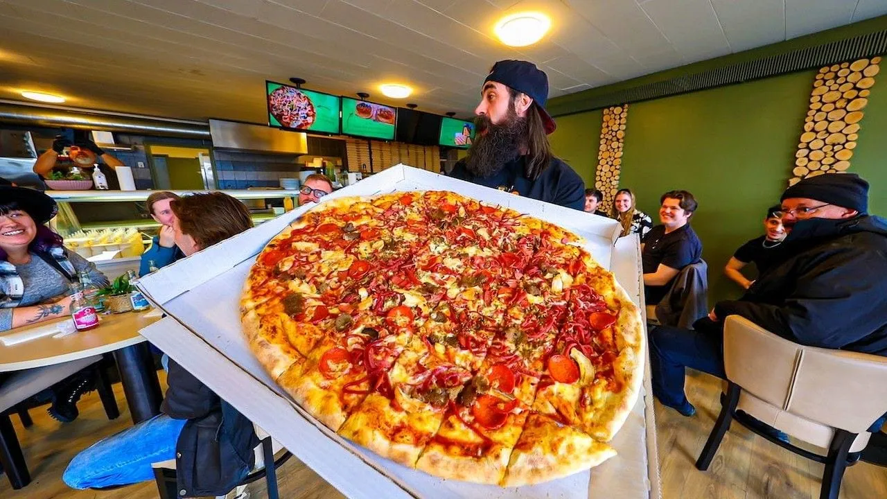 Shawarma & Grill's Mega Pizza Challenge