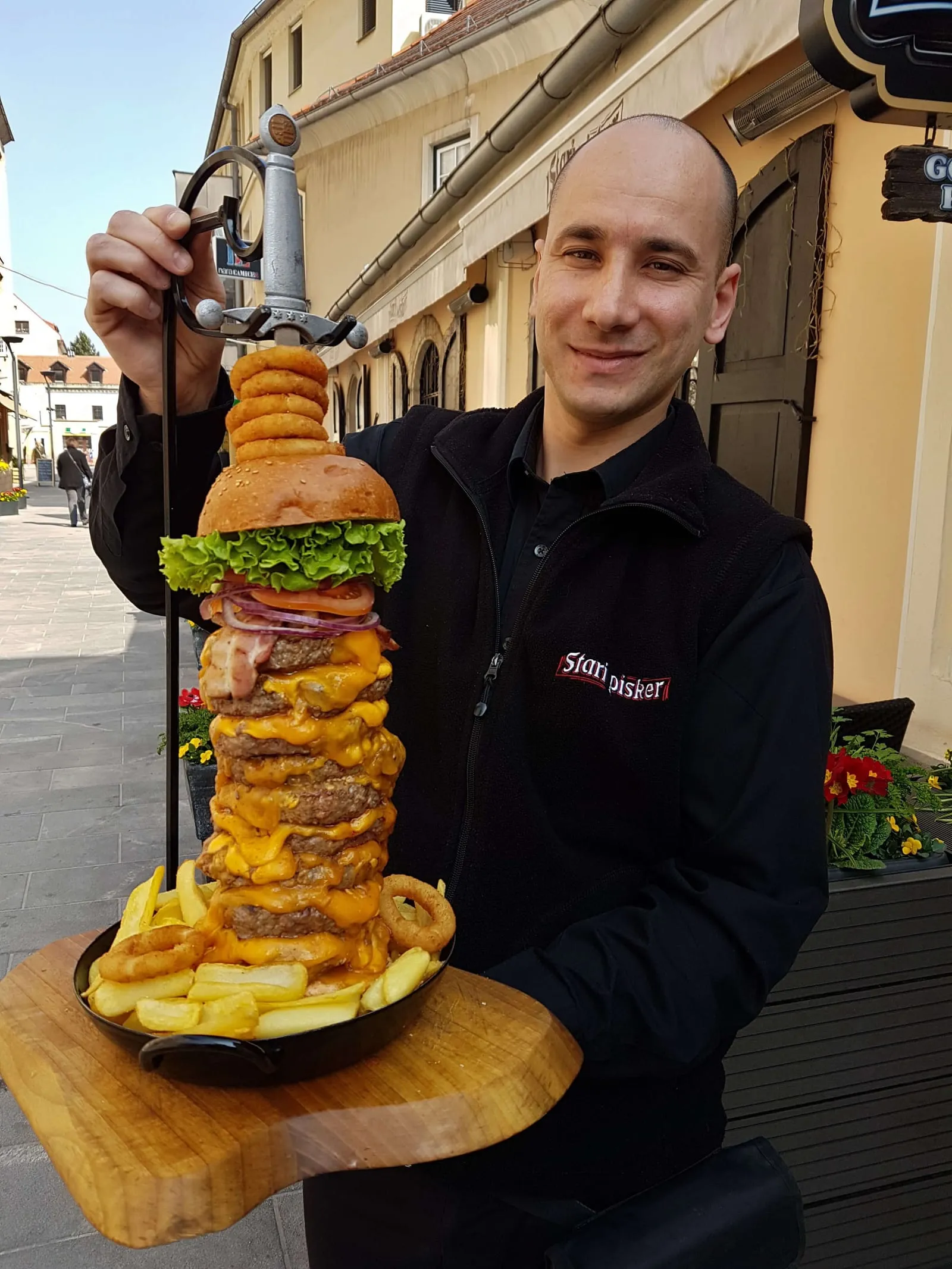 Stari Pisker's Fat Joe Burger Challenge