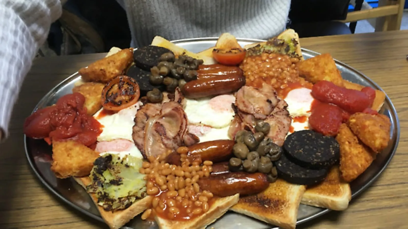 Treats Cafe’s Breakfast Challenge