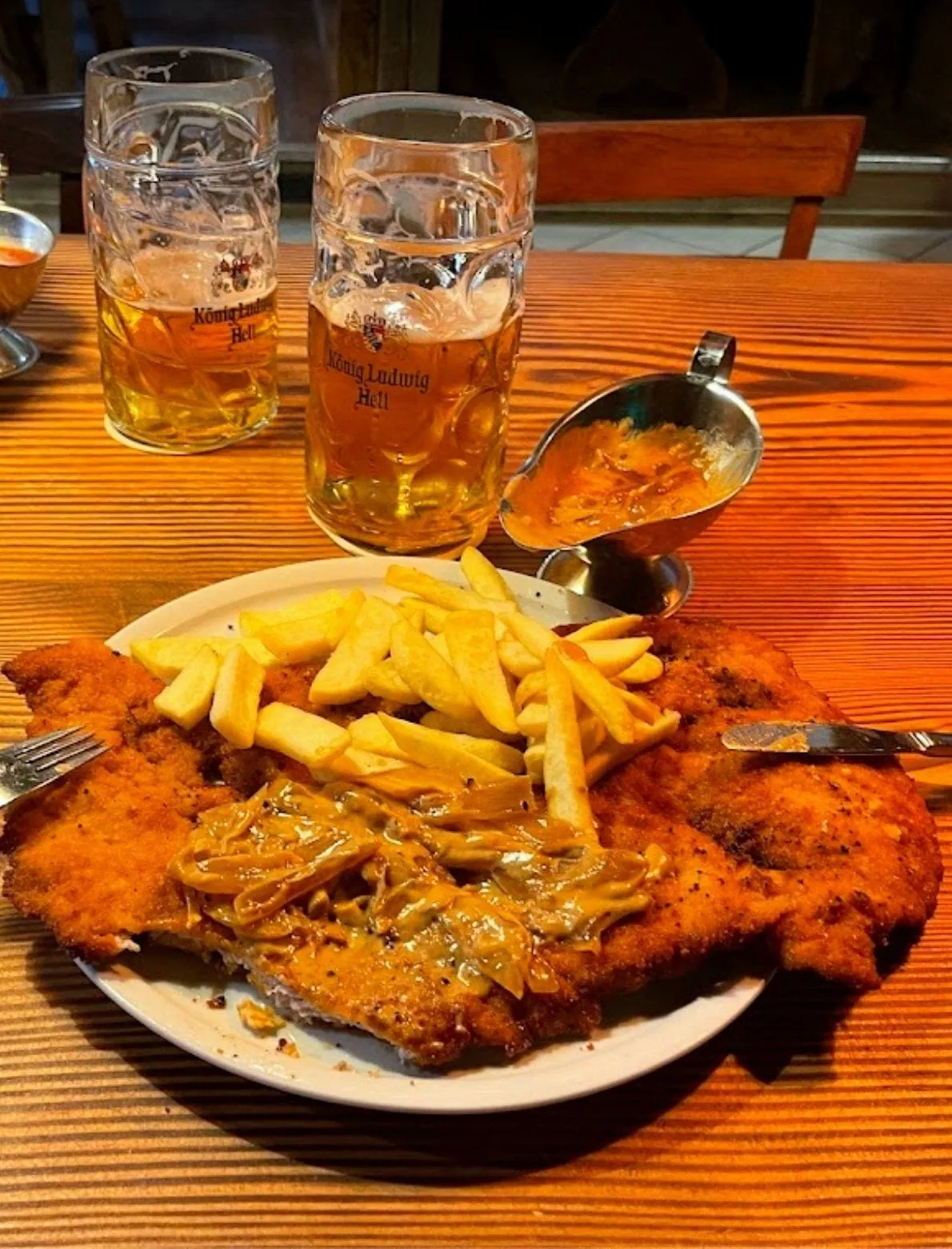 Waldgeist's XXL Schnitzel Record Challenge